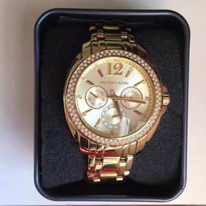 Michael Kors ‘Cameron’ Gold Bracelet Watch.